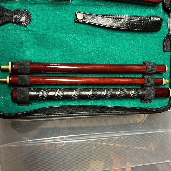 Black Leather Portable Golf Set - Picture 3 of 5